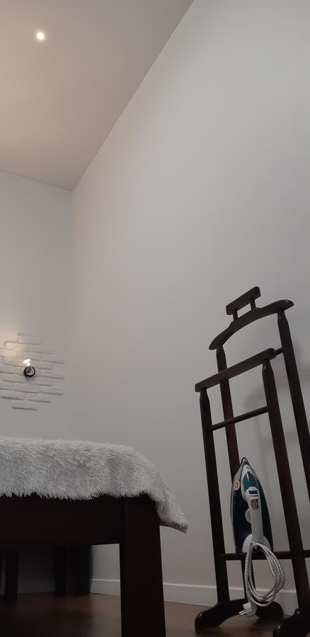Transfer Apartment Lviv Buitenkant foto